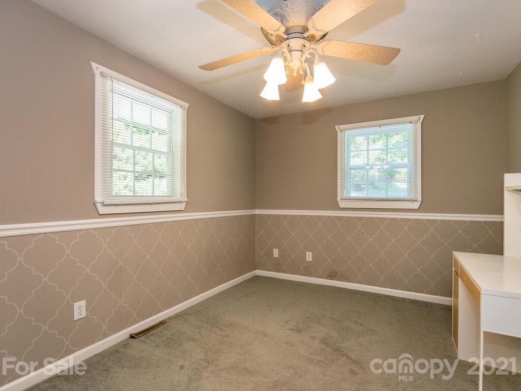 3260 Windswept Ridge Road Marshall, NC 28753 - Photo 20 of 36 Gallery Image 20