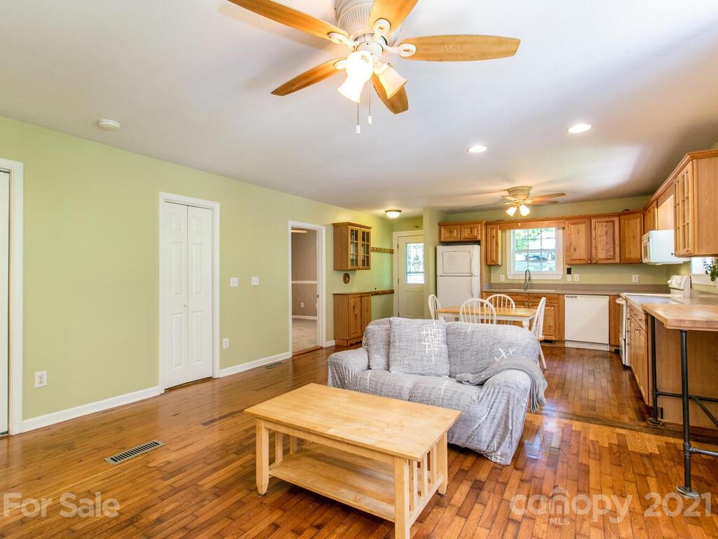 3260 Windswept Ridge Road Marshall, NC 28753 - Photo 7 of 36 Gallery Image 7