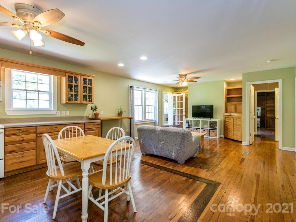 3260 Windswept Ridge Road Marshall, NC 28753 - Photo 8 of 36 Gallery Image 8