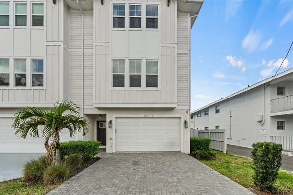 $5,249 | 4302 West North B Street, Unit 4, Tampa, FL 33609