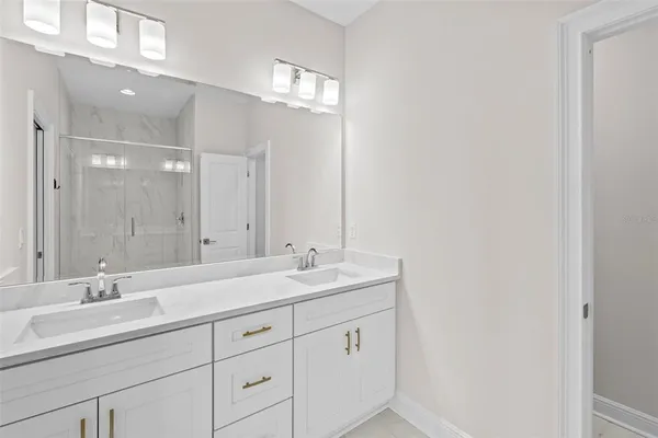 $5,249 | 4302 West North B Street, Unit 4, Tampa, FL 33609