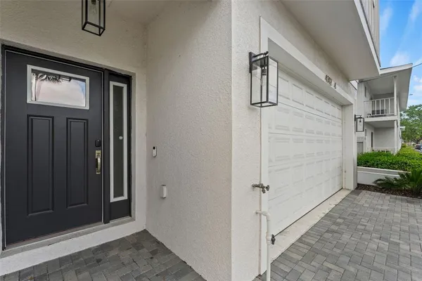 $5,249 | 4302 West North B Street, Unit 4, Tampa, FL 33609