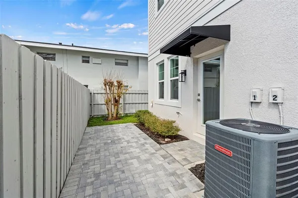 $5,249 | 4302 West North B Street, Unit 4, Tampa, FL 33609