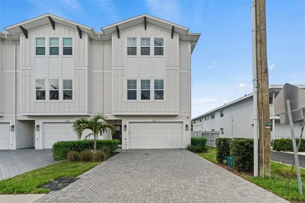$5,249 | 4302 West North B Street, Unit 4, Tampa, FL 33609