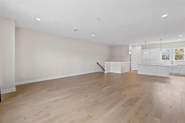 $5,249 | 4302 West North B Street, Unit 4, Tampa, FL 33609