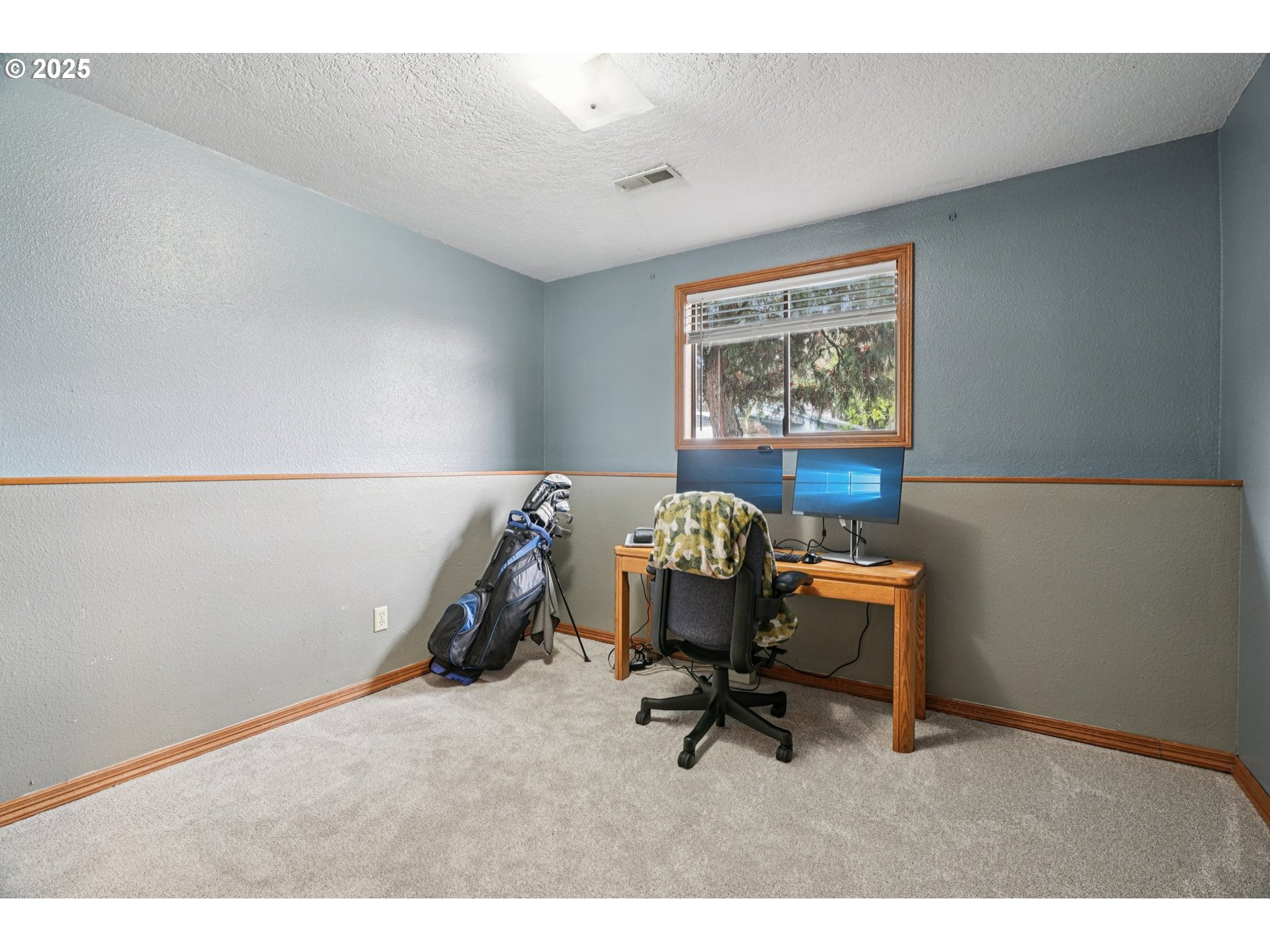 1832 Vine Court Forest Grove, OR 97116 - Photo 31 of 37 a workspace with furniture and a window