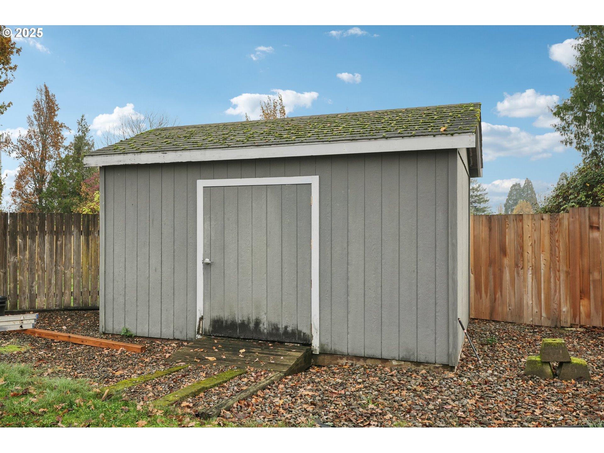 1832 Vine Court Forest Grove, OR 97116 - Photo 36 of 37 a view of outdoor space with wooden wall