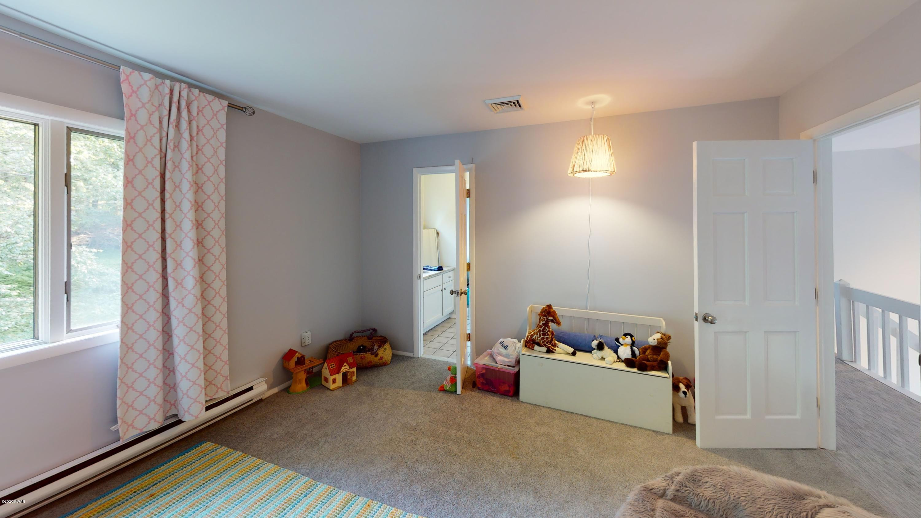 109 Circle Road Shohola, PA 18458 - Photo 20 of 32