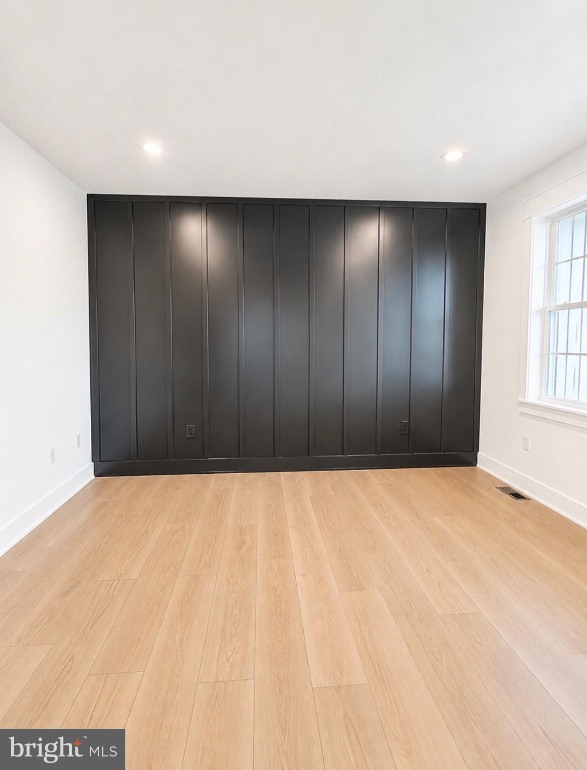 21963 Hardscrabble Road Georgetown, DE 19947 - Photo 3 of 43 Sleek modern space with bold accents.