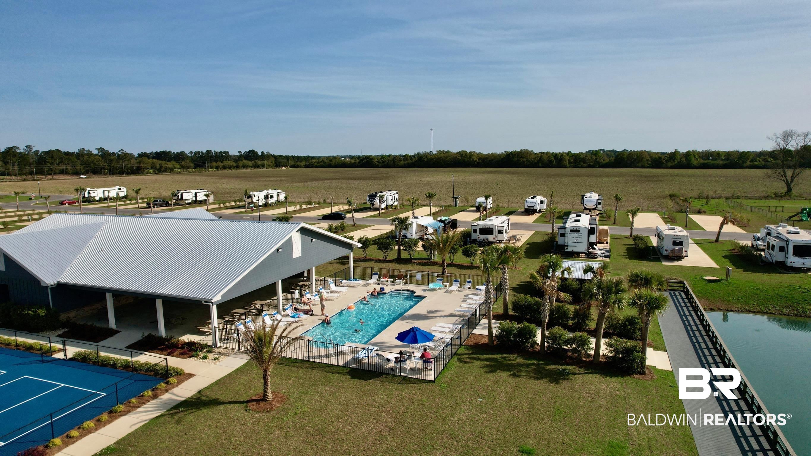 711 Vacation Circle Foley, AL 36535 - Photo 3 of 23