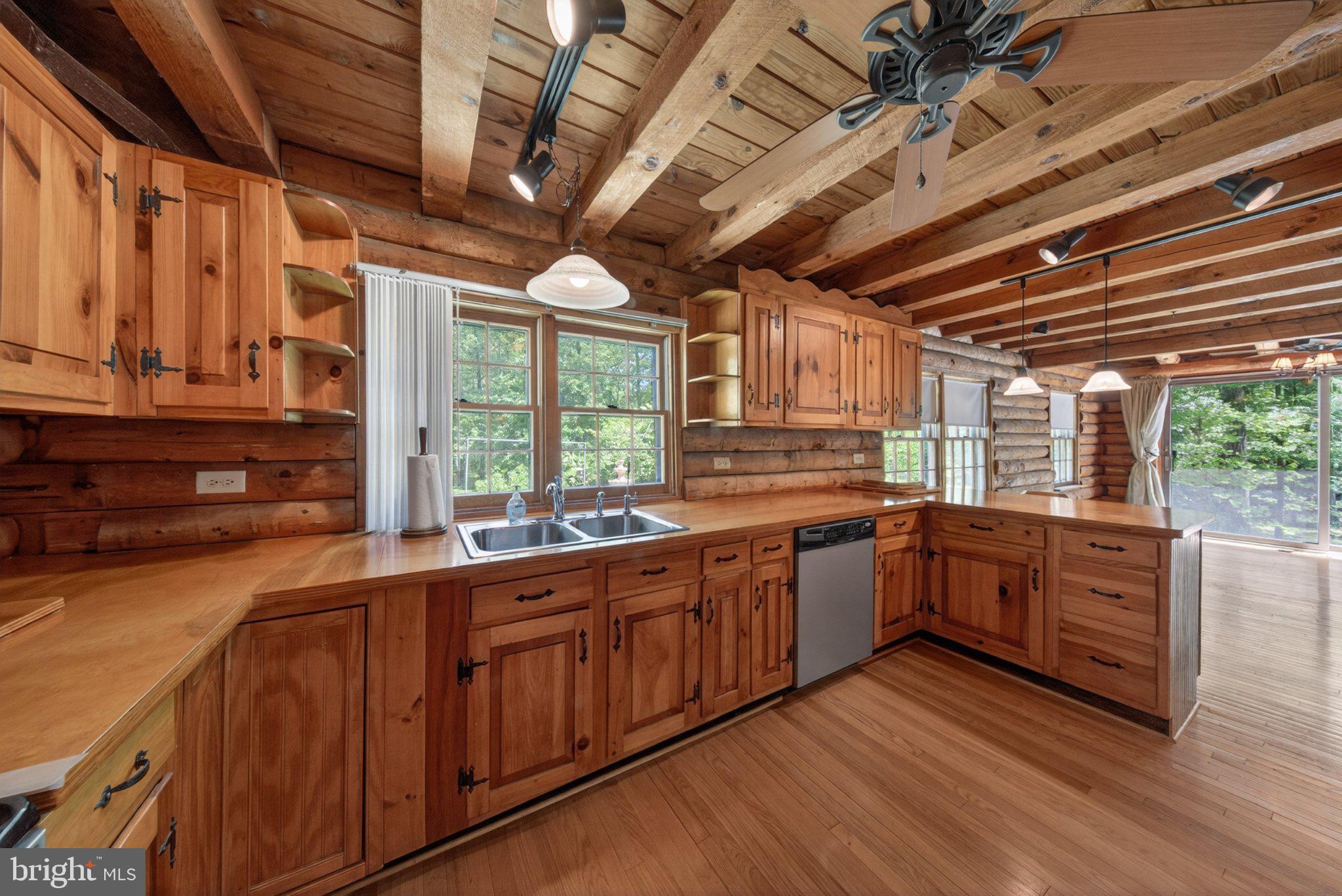 403 Union Church Road Townsend, DE 19734 - Photo 24 of 73 Rustic charm in a cozy kitchen.