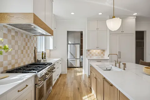 $2,750,000 | 3510 Robin Road, Nashville, TN 37204
