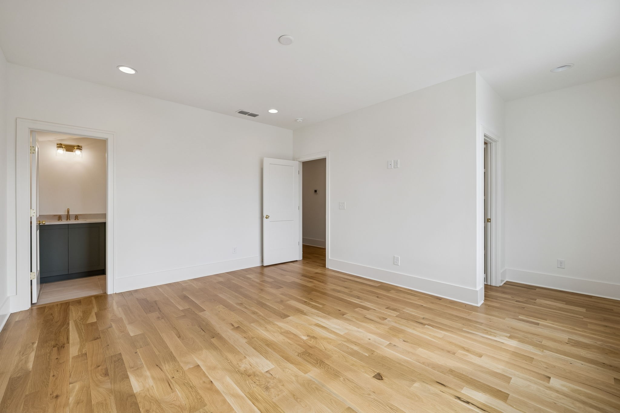 3510 Robin Road Nashville, TN 37204 - Photo 48 of 78 a view of an empty room