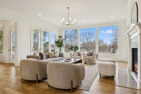 $2,750,000 | 3510 Robin Road, Nashville, TN 37204