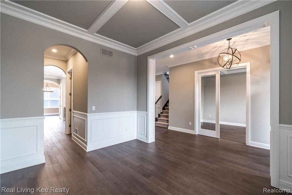 540 West 2nd Street Rochester, MI 48307 - Photo 5 of 51