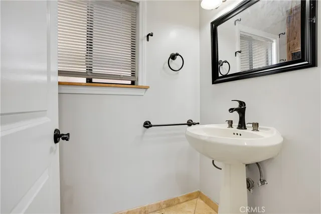 $1,295,000 | 10835 Petit Avenue, Granada Hills, CA 91344