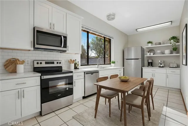 $1,295,000 | 10835 Petit Avenue, Granada Hills, CA 91344