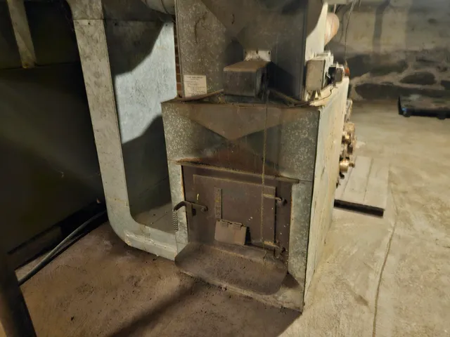 $140,000 | 4 Pleasant Street, Guilford, ME 04443