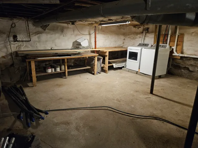 $140,000 | 4 Pleasant Street, Guilford, ME 04443