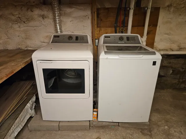 $140,000 | 4 Pleasant Street, Guilford, ME 04443