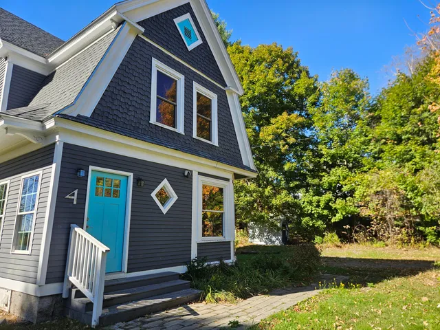 $140,000 | 4 Pleasant Street, Guilford, ME 04443