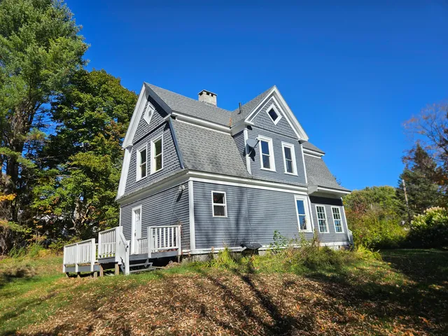 $140,000 | 4 Pleasant Street, Guilford, ME 04443