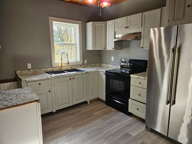 $140,000 | 4 Pleasant Street, Guilford, ME 04443