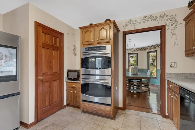 $548,000 | 1 Genesee Court, Bolingbrook, IL 60440