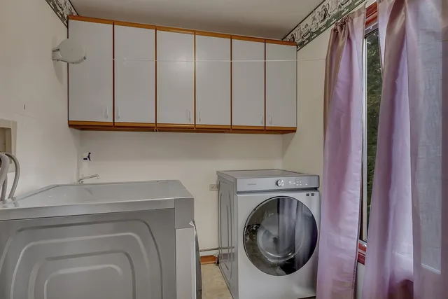 $548,000 | 1 Genesee Court, Bolingbrook, IL 60440