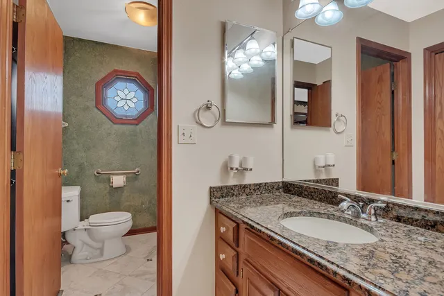 $548,000 | 1 Genesee Court, Bolingbrook, IL 60440