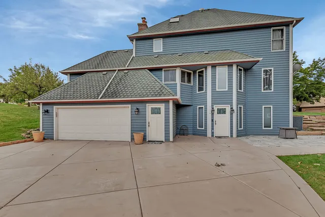 $548,000 | 1 Genesee Court, Bolingbrook, IL 60440