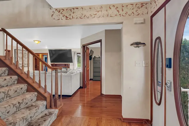 $548,000 | 1 Genesee Court, Bolingbrook, IL 60440