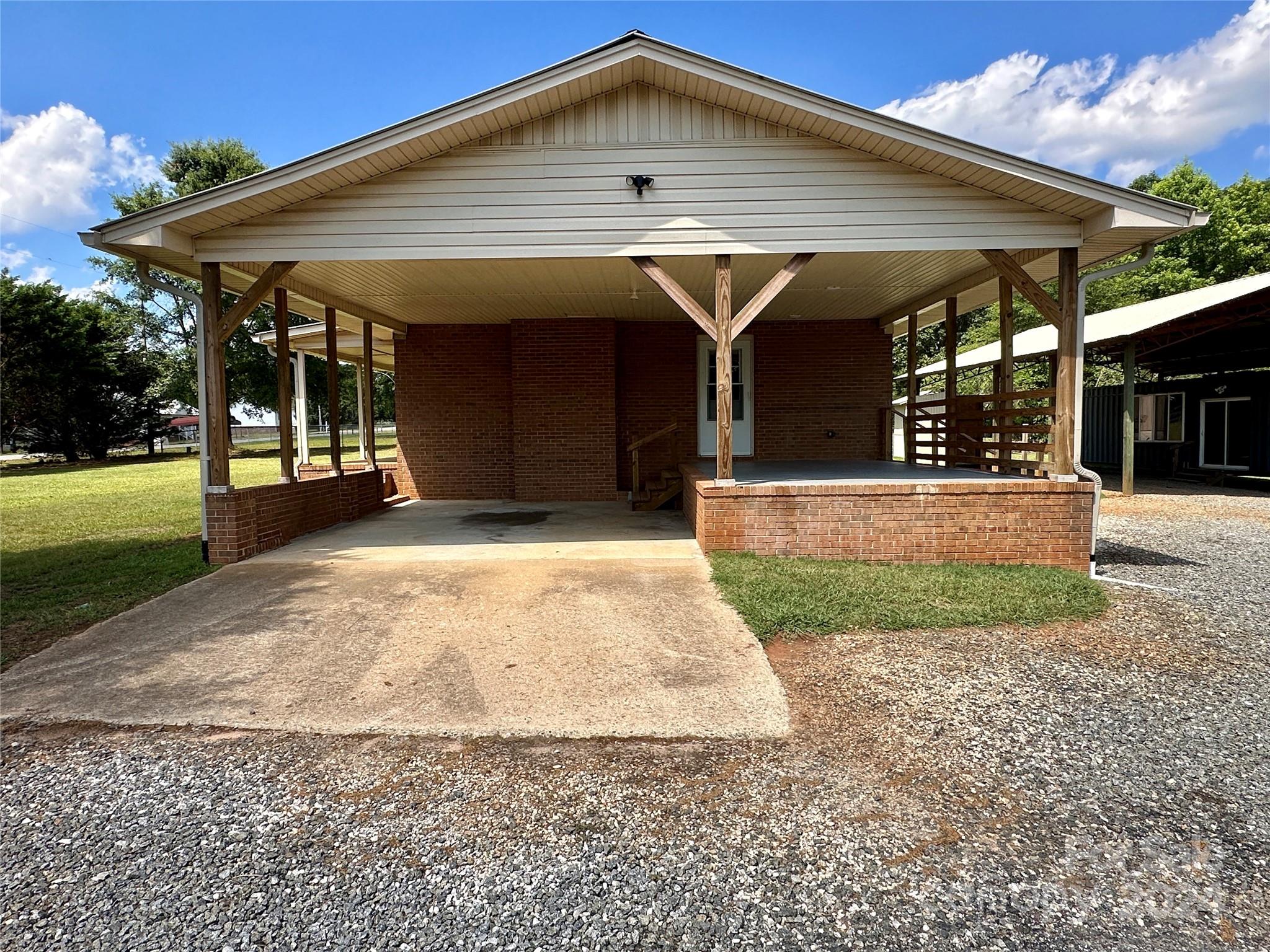 331 Cooper Road Vale, NC 28168 - Photo 7 of 43 Gallery Image 7