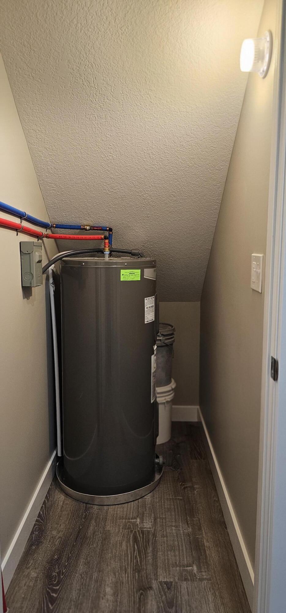 301 South Willowbrook Road Coldwater, MI 49036 - Photo 14 of 35 Hot Water Heater