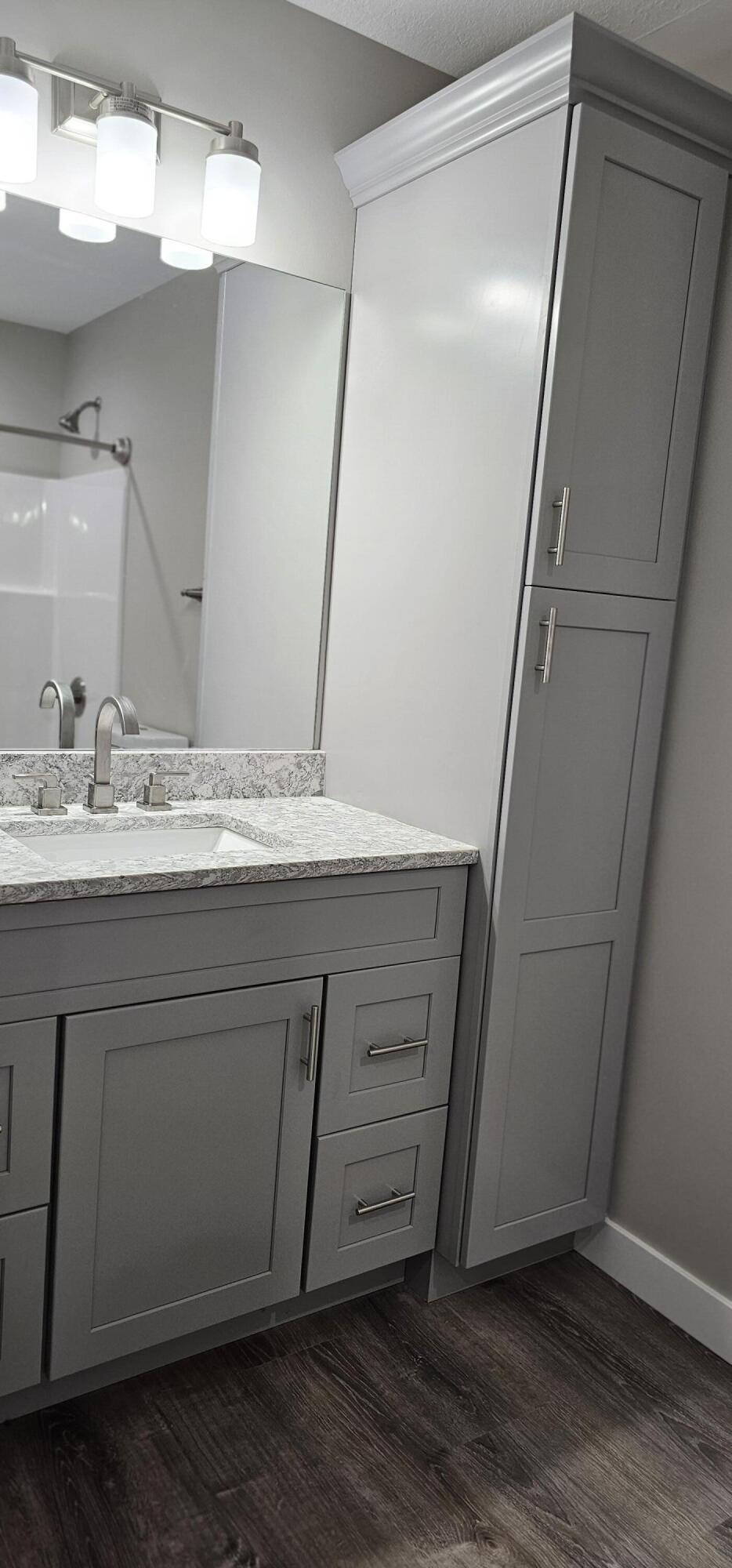 301 South Willowbrook Road Coldwater, MI 49036 - Photo 17 of 35 Main Level Bath