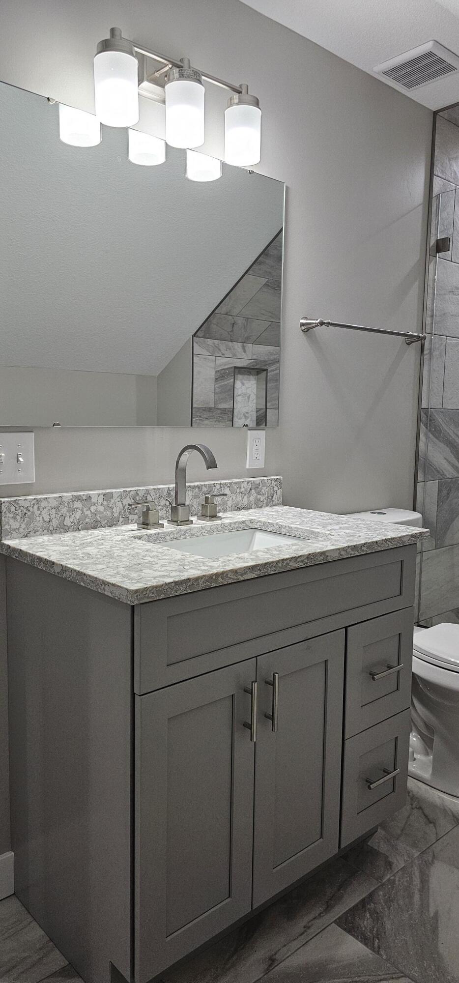301 South Willowbrook Road Coldwater, MI 49036 - Photo 31 of 35 Upper Bath