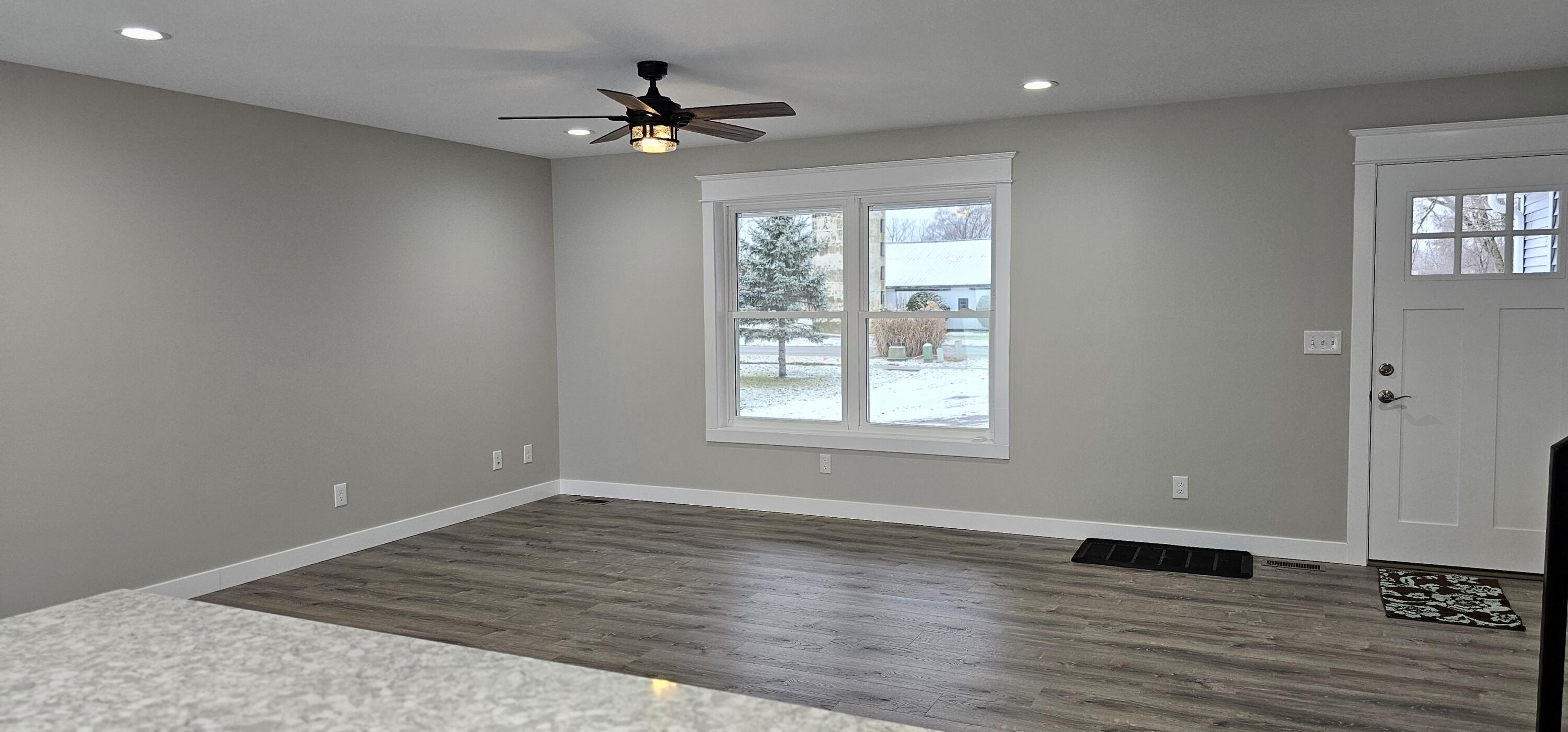 301 South Willowbrook Road Coldwater, MI 49036 - Photo 5 of 35 Living Room