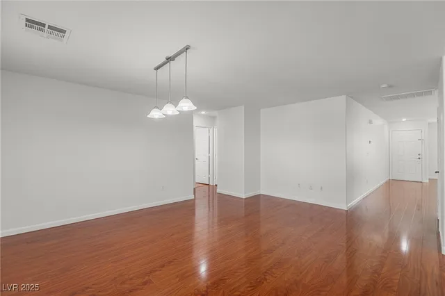 $2,750 | 11135 Alora Street, Las Vegas, NV 89141