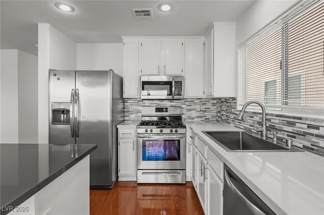 $2,750 | 11135 Alora Street, Las Vegas, NV 89141