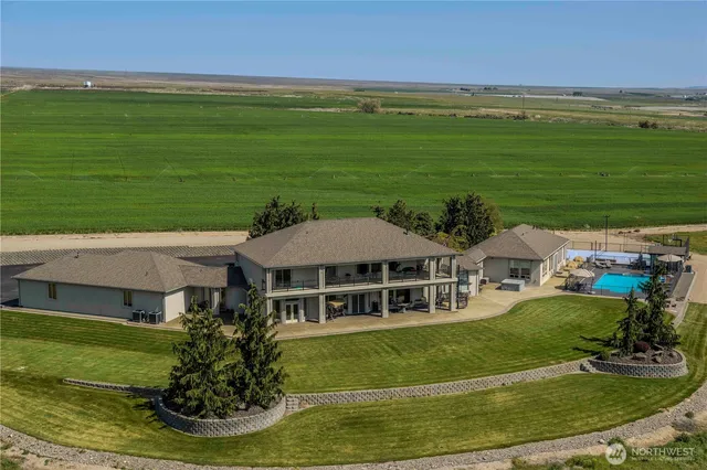 $1,798,500 | 1050 Lewandowski Road, Sunnyside, WA 98944