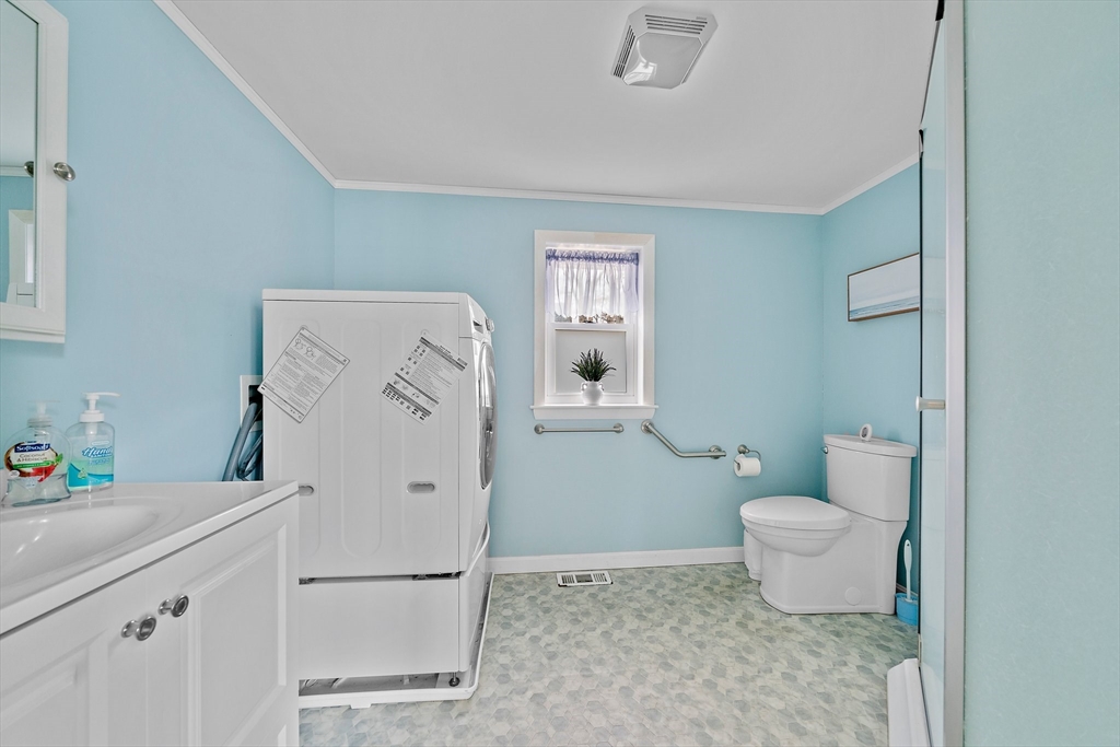 78 Beechwood Road Braintree, MA 02184 - Photo 6 of 28 Gallery Image 6