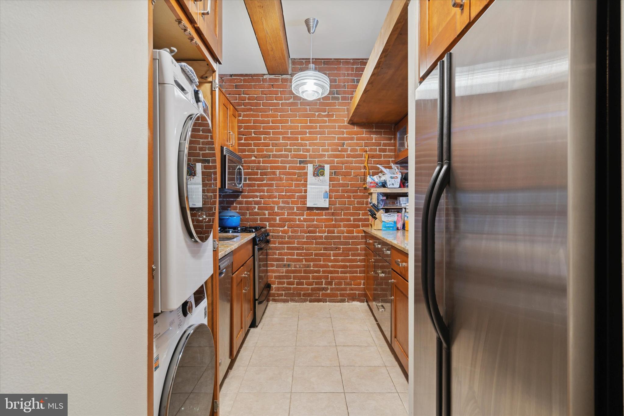 122 Chestnut Street, Unit 401 Philadelphia, PA 19106 - Photo 7 of 15