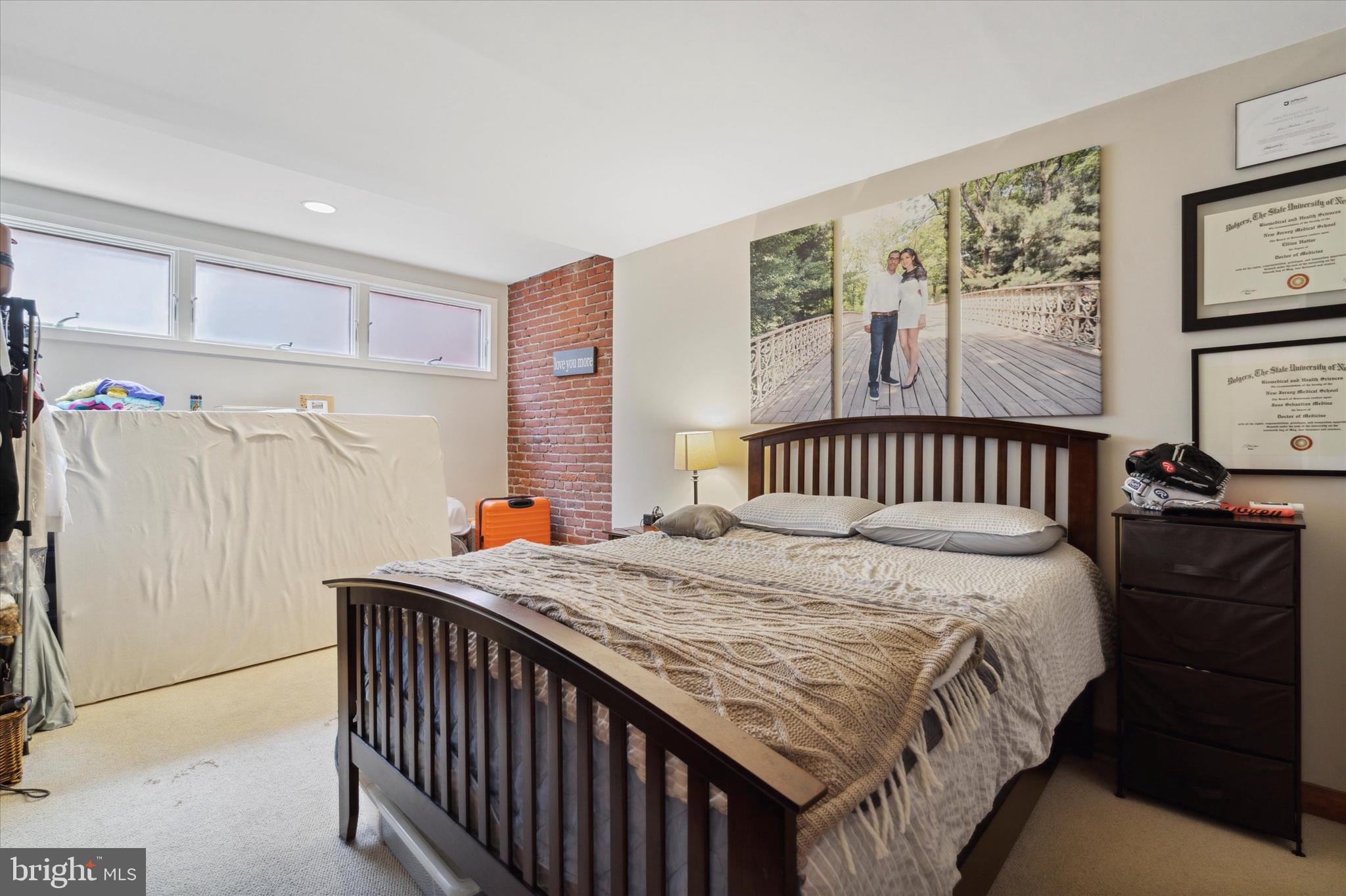 122 Chestnut Street, Unit 401 Philadelphia, PA 19106 - Photo 10 of 15