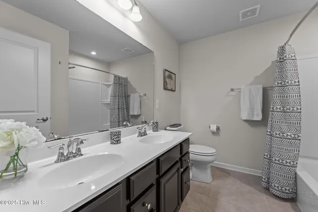 $480,000 | 324 Sunny Lake Road, Moyock, NC 27958