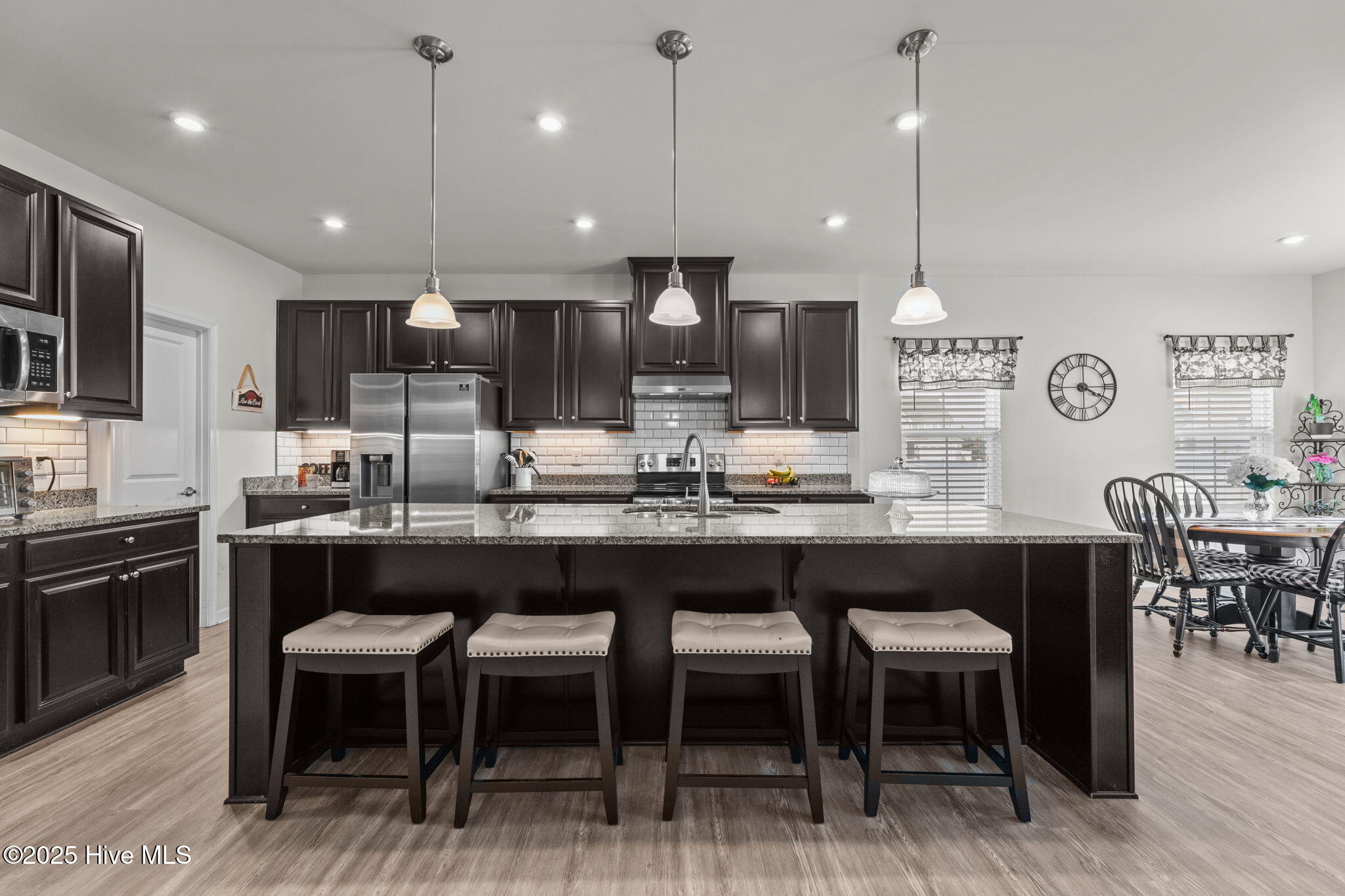 324 Sunny Lake Road Moyock, NC 27958 - Photo 6 of 37 42-web-or-mls-_Y9A9565