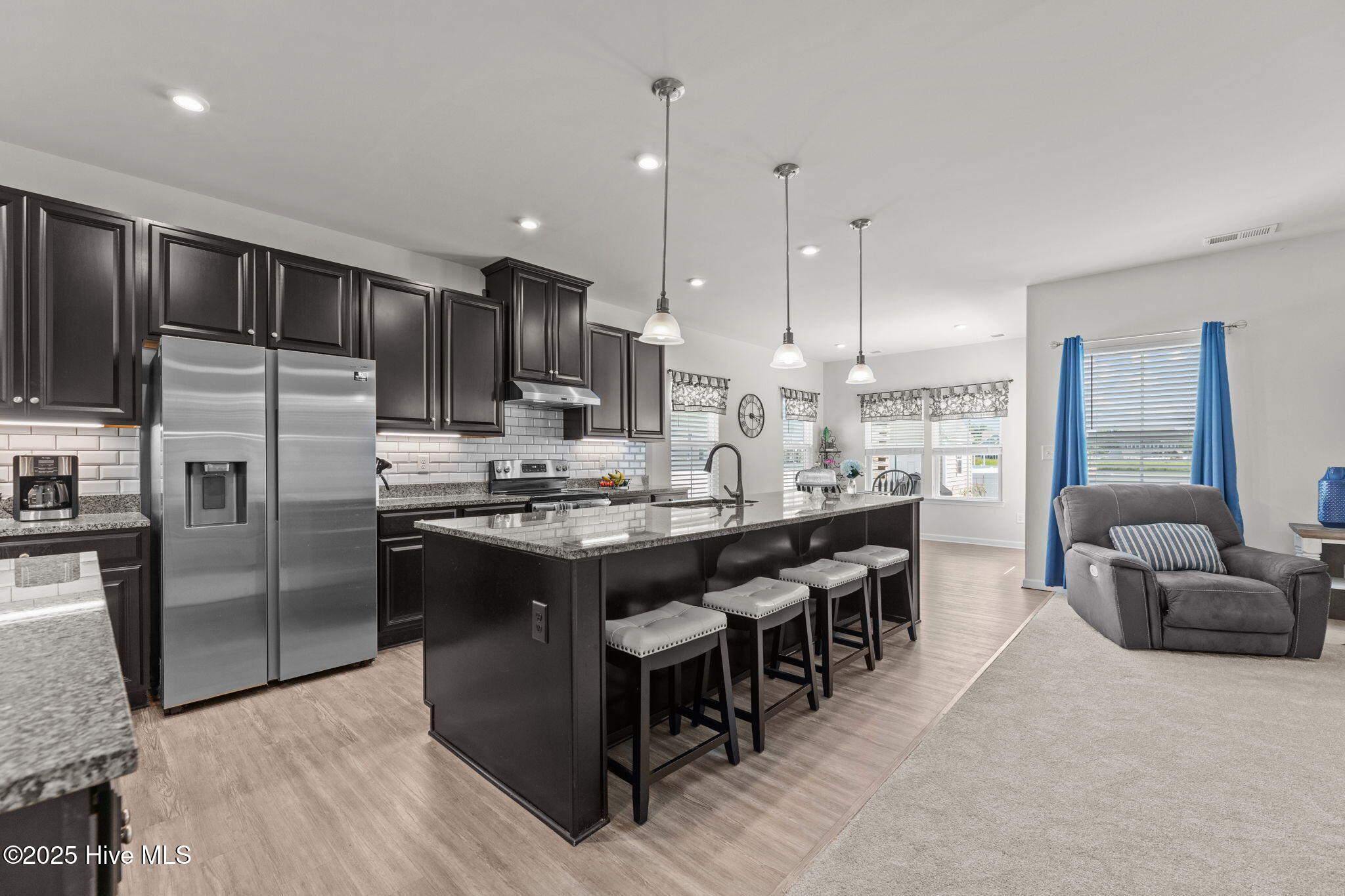 324 Sunny Lake Road Moyock, NC 27958 - Photo 7 of 37 41-web-or-mls-_Y9A9553