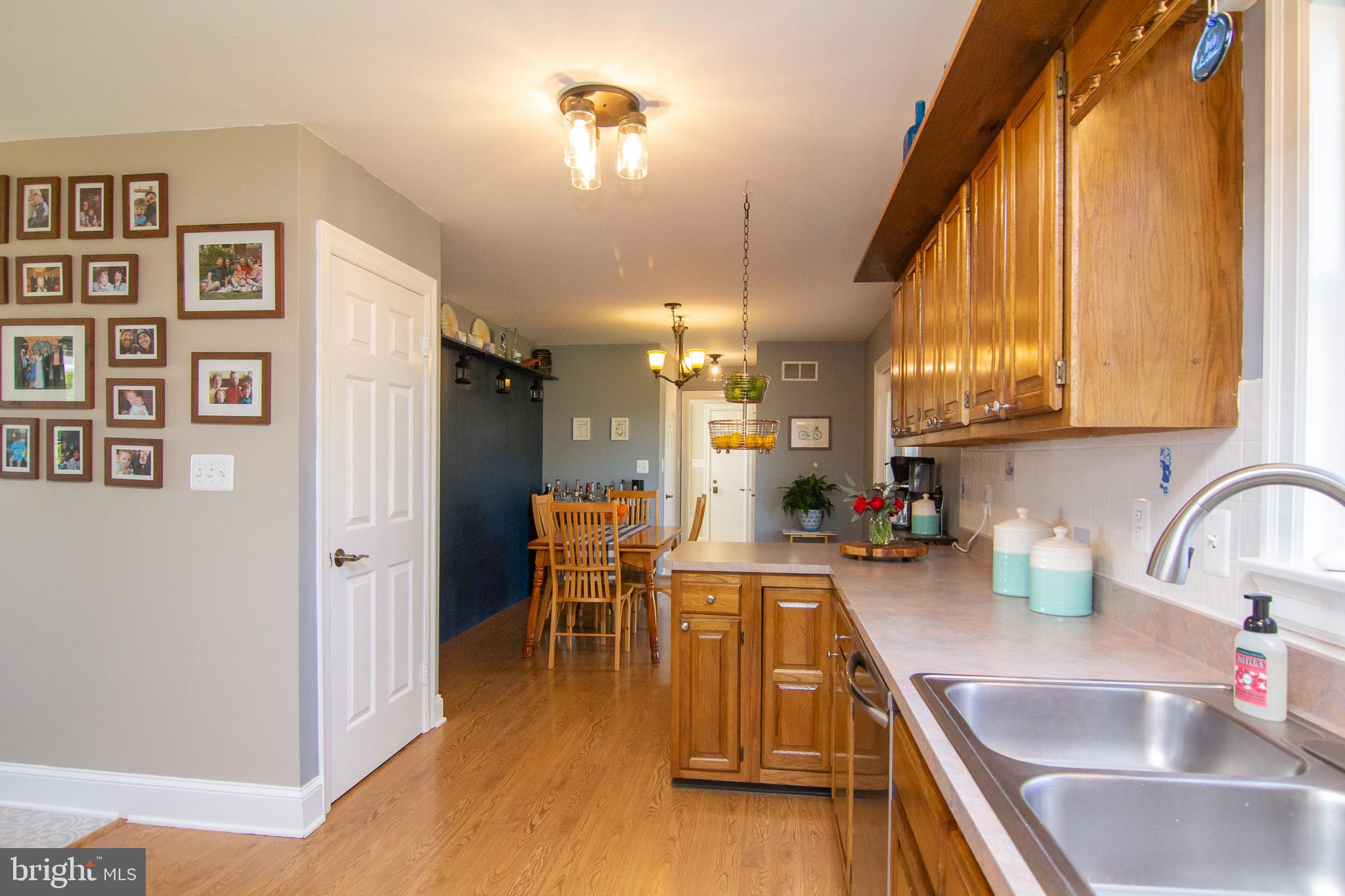 720 Streaker Road Sykesville, MD 21784 - Photo 5 of 40 Gallery Image 5