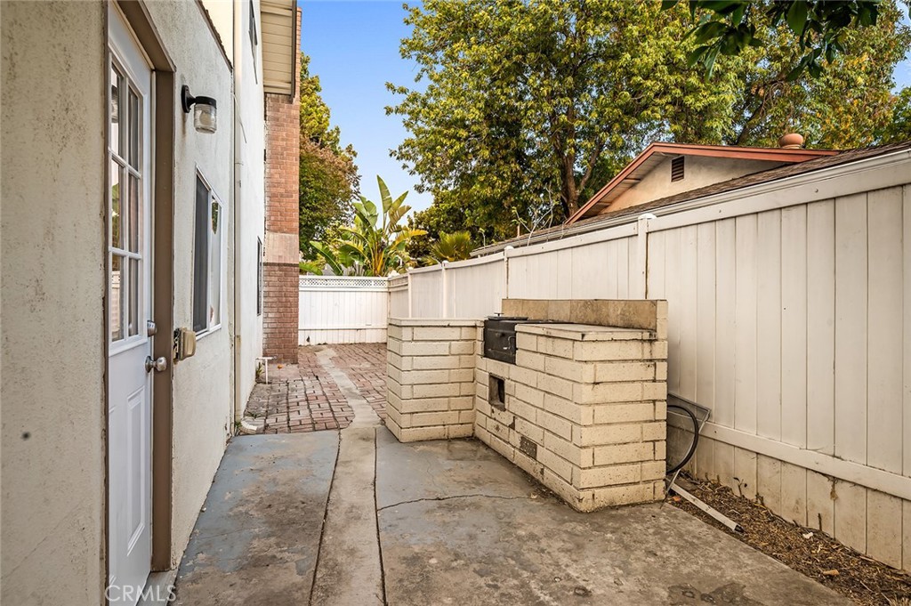 6131 Wiehe Avenue Riverside, CA 92506 - Photo 38 of 45