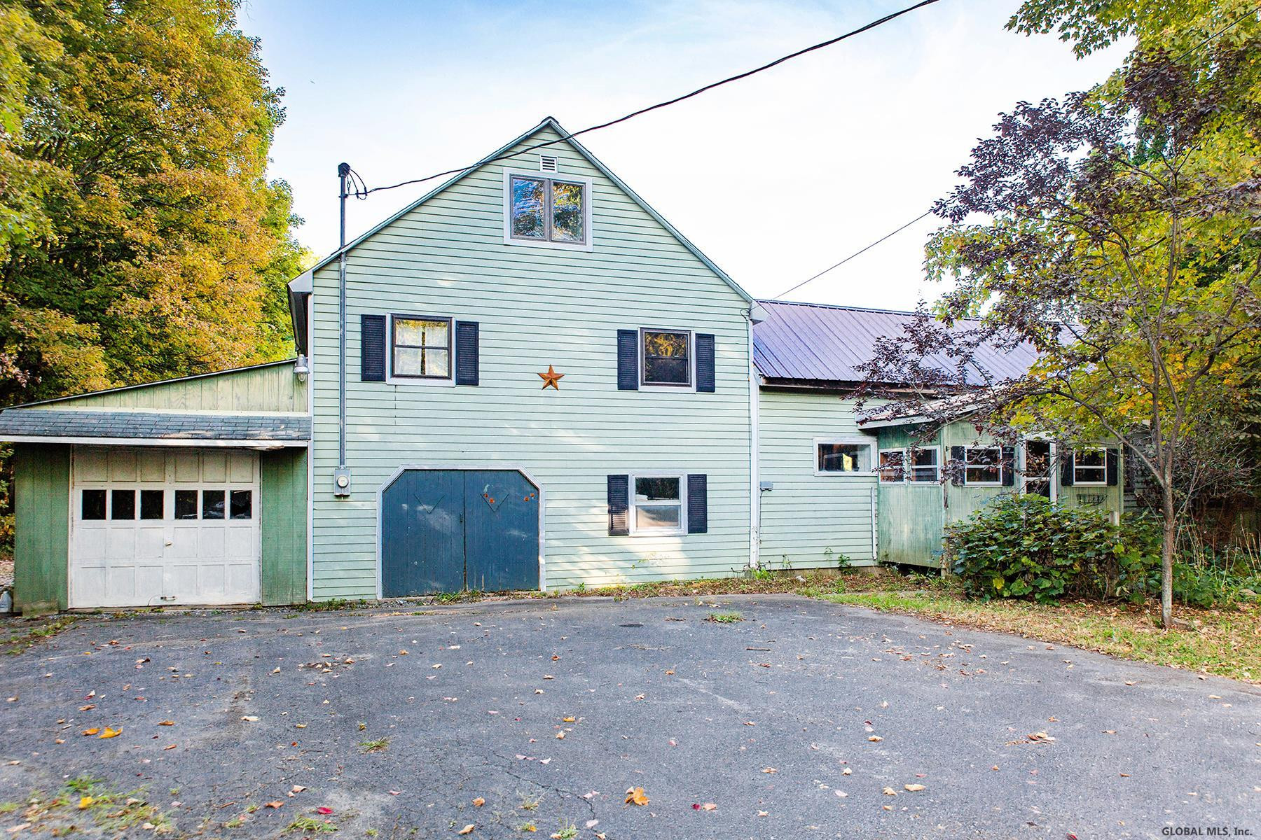 307 Daniels Road Greenfield, NY 12866 - Photo 1 of 26 Photo 1