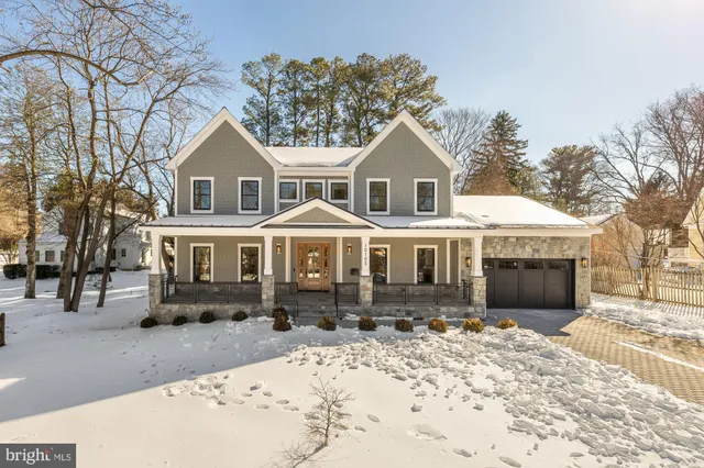 $2,595,000 | 10105 Summit Avenue, Kensington, MD 20895
